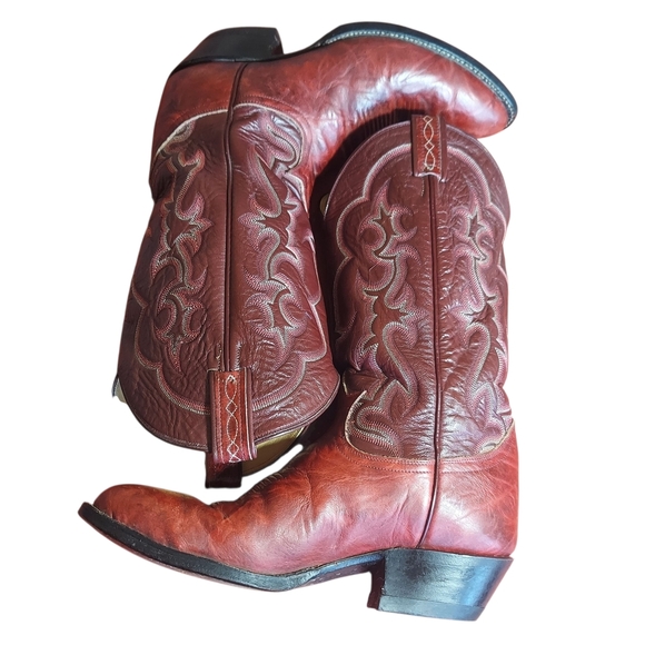 Vintage Tony Lama Cherry Mahogany Bbullhide leather boots - Picture 11 of 16